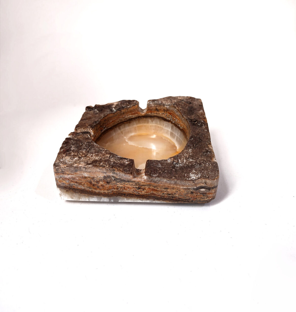 cenicero-mármol-lujo-decoración-deformada