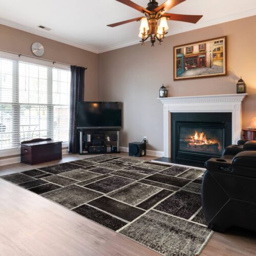 alfombra-patchwork-desgastada-persa-negra-ambiente