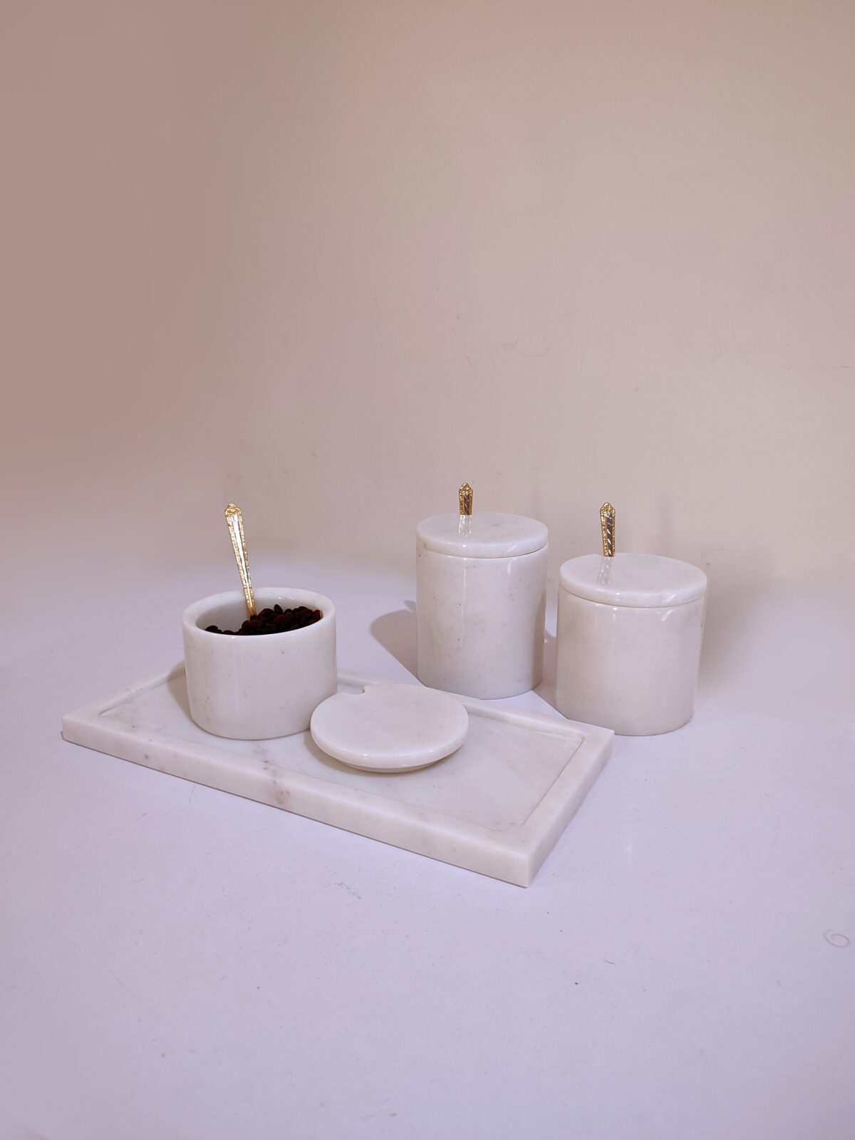 almacenamiento-vaso-marmól-herat-blanco-principal