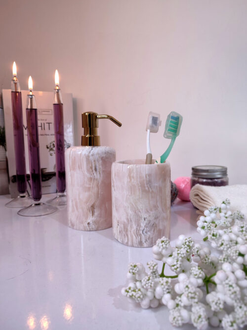 vaso-marmol-ónix-baño-lujo-multiuso-rosa-ambiente